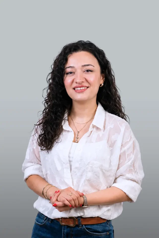 https://www.biseyseans.com/wp-content/uploads/2026/06/klinik-psikolog-ceren-yilmaz-640x960.webp